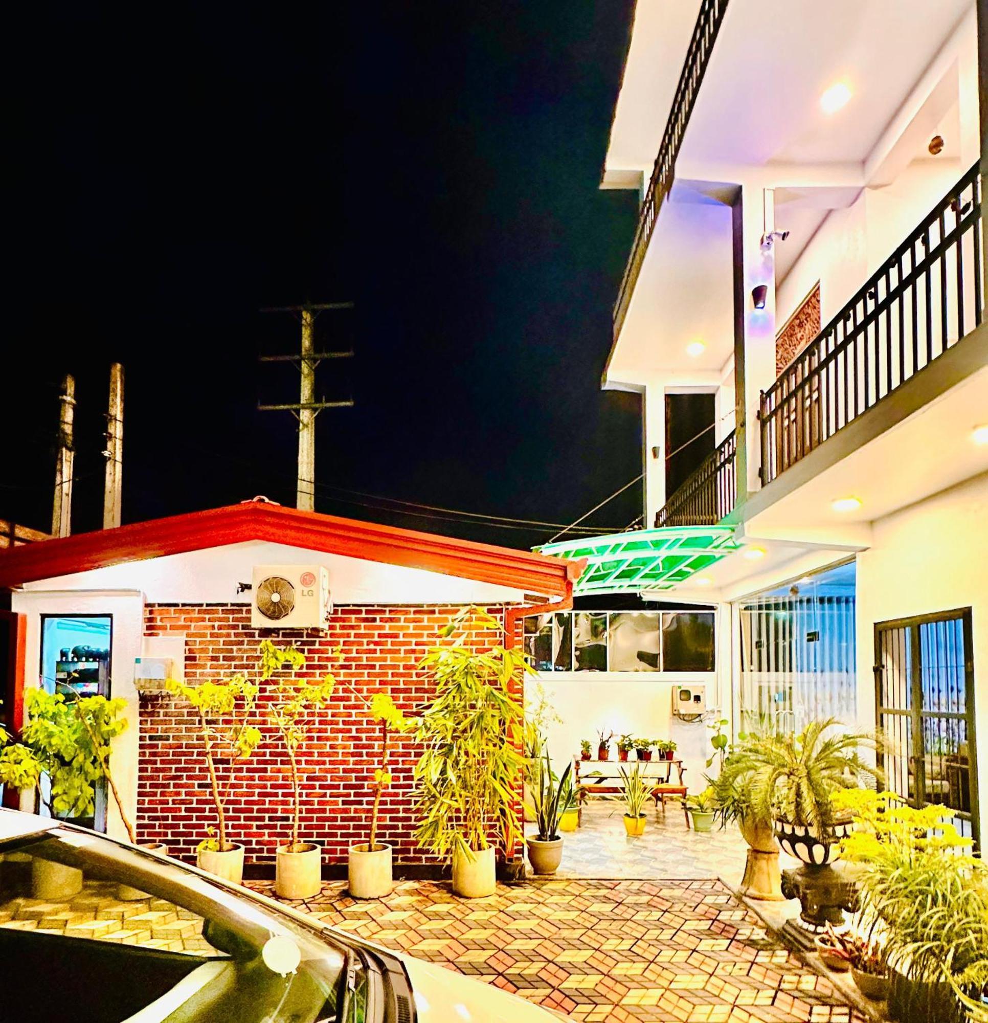 Otha Shy Airport Transit Hotel Katunayake Exterior photo